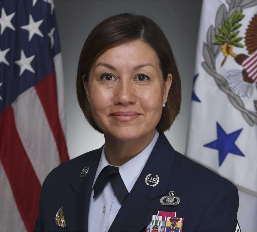 Sargento mayor en jefe de la Fuerza Aérea, JoAnne Bass