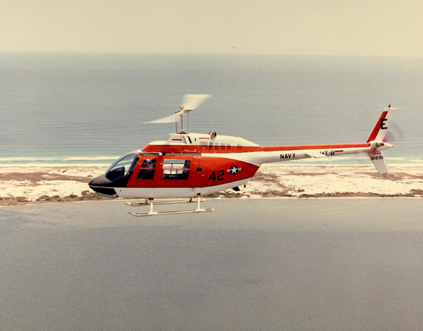 Helicóptero Bell Jet Ranger del Cuerpo de Marines