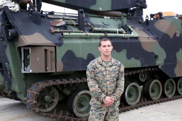 Cuerpo de Marines Lav Crewman MOS 0313