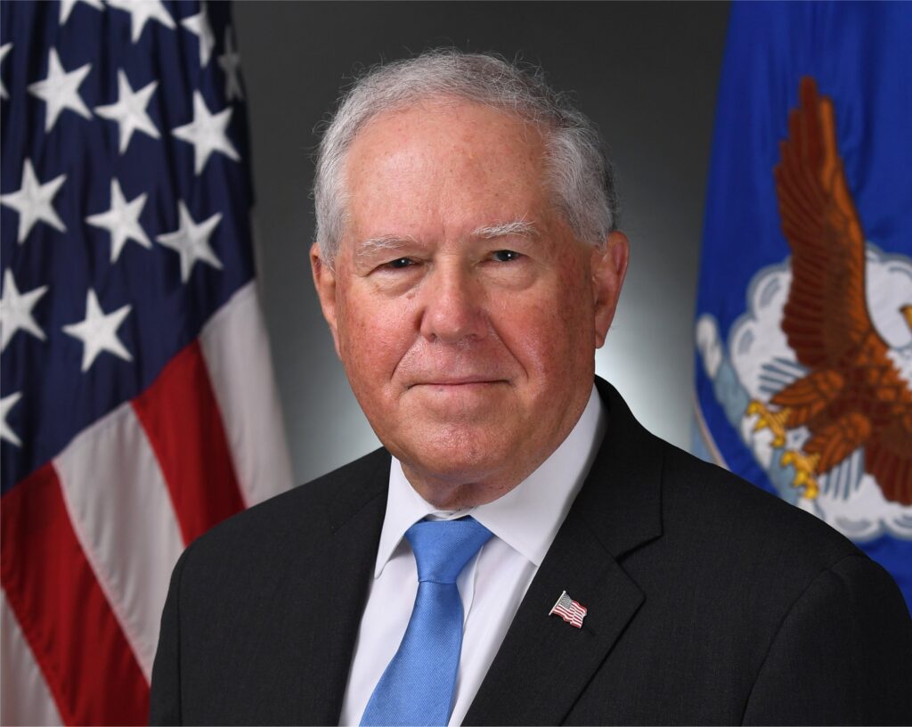 Frank Kendall, secretario de la Fuerza Aérea