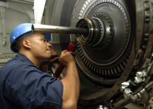 compañero maquinista en el trabajo