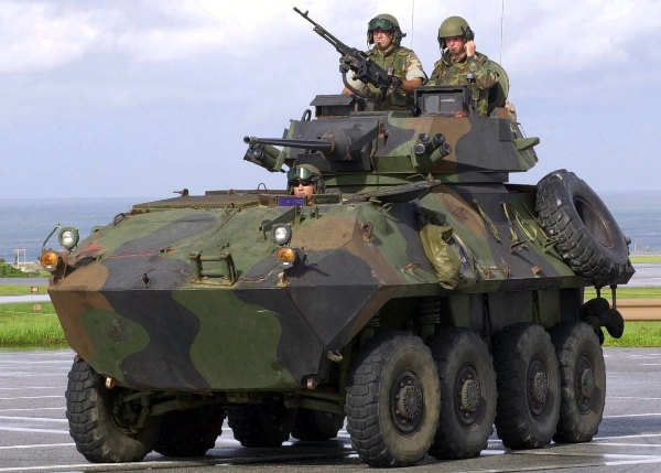 tripulante del usmc lav