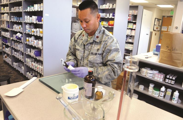 Farmacia de la Fuerza Aérea 4P0x1