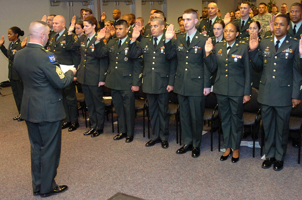 Mafia E4: ascenso a suboficial