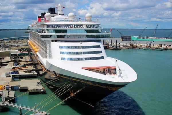 Disney Cruise Line descuento militar