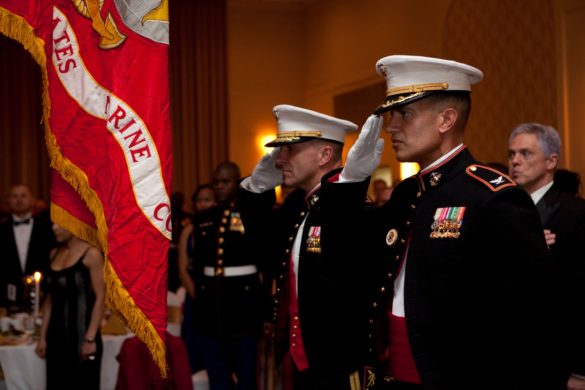 detalles de la bola del cuerpo de marines