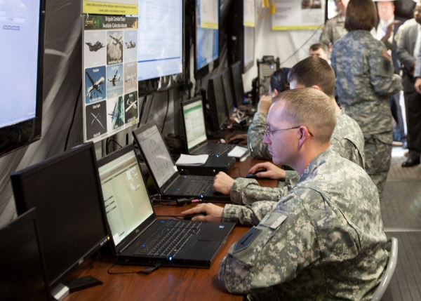 Ejército Cryptológico Ciberespacio Collector de inteligencia MOS 35Q
