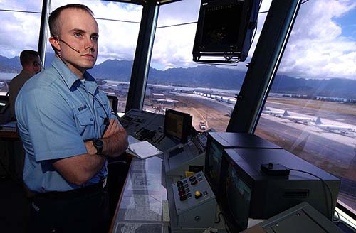 controlador de tráfico aéreo de la marina - mejores trabajos de la marina