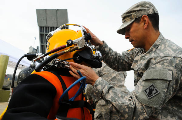Diver del ejército MOS 12D