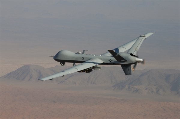 Ejército Operador de UAV de vehículo aéreo no tripulado MOS 15W