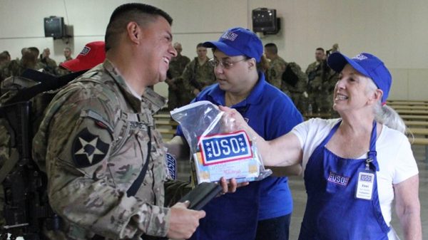 USO ofrece oportunidades de voluntariado militar