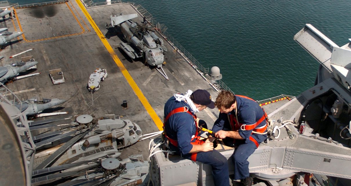 Técnico de Electrónica de la Armada ET