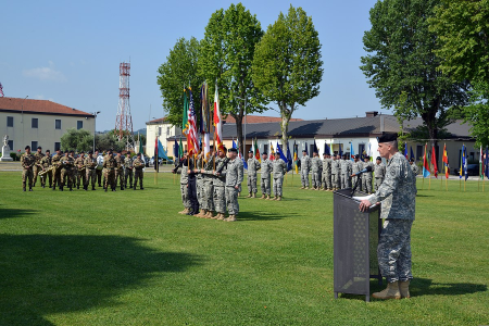 caserma ederle base del ejército estadounidense en italia