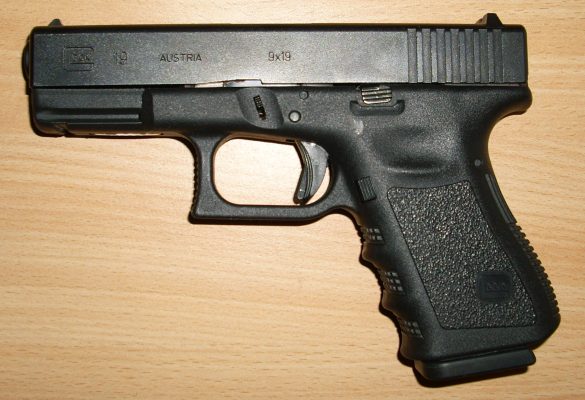 la glock 19 es utilizada por los guardabosques del ejército