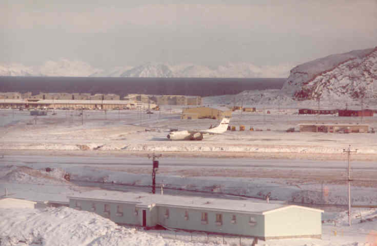Base militar abandonada de la estación de Adak