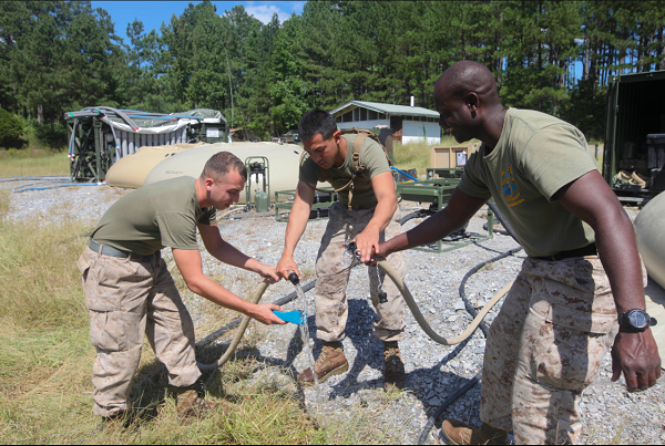 Técnico de soporte de agua del Cuerpo de Marines