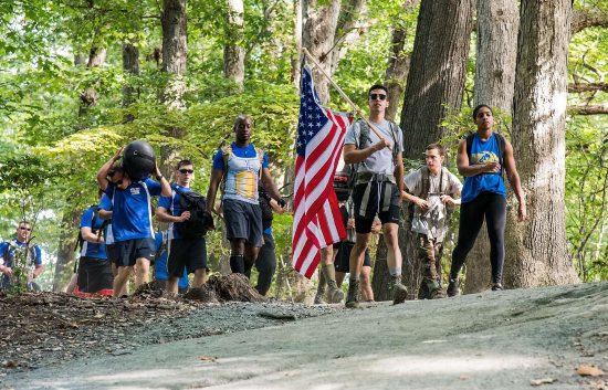el goruck challenge es otro de los mejores entrenamientos militares para civiles