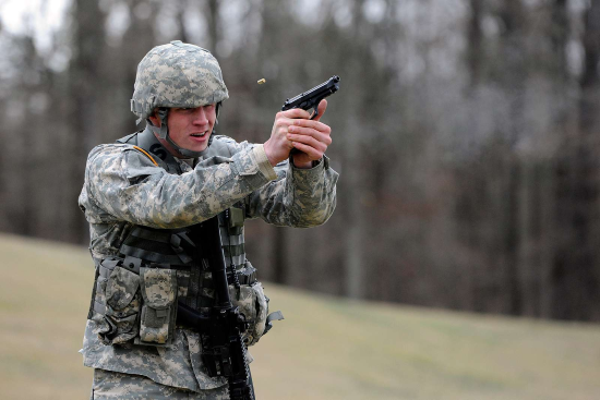 que pistola usa el ejercito de estados unidos